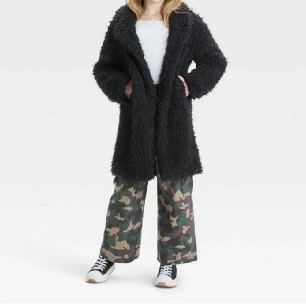 Art Class Kids Black Shaggy Faux Fur Notched‎ Lapel Mid Length Coat Size S 6/7